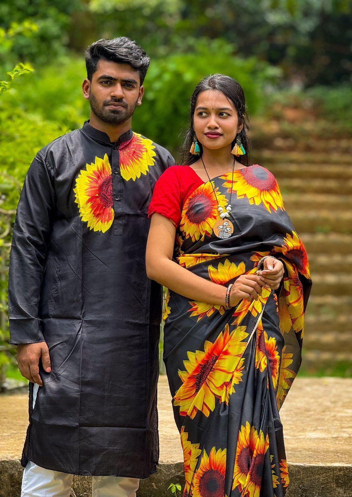 কাপল ড্রেস কালেকশন চান্দুরি সিল্ক শাড়ি ও ধুপিয়ান পাঞ্জাবি